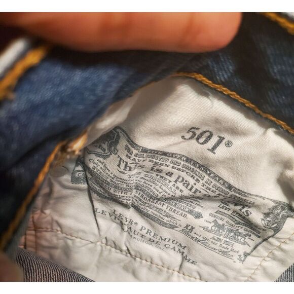 Levi's 501 Women's Distressed Denim Shorts W28 100% Cotton Boho 90s Y2K Street - Picture 7 of 10